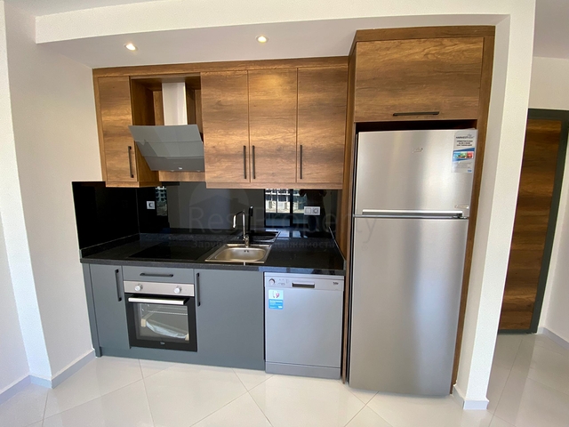 عقارات محمودلار - شقة غرفة وصالة -جديدة وضمن مجمع فاخر -في محمودلار / الانيا 