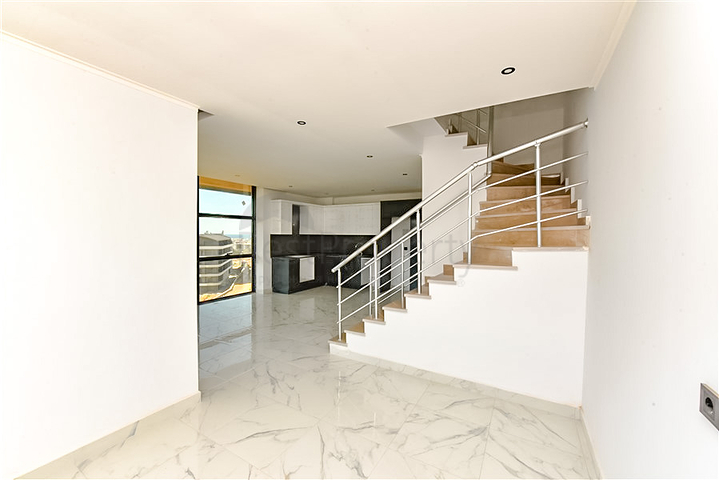 شقق بالتقسيط في الانيا - مجمع قيد الانشاء -في اوبا / الانيا 