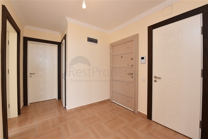 شقة اطلالة بحر في الانيا - غرفتين وصالة مع مطبخ منفصل -في مركز الانيا 