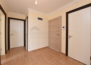 شقة اطلالة بحر في الانيا - غرفتين وصالة مع مطبخ منفصل -في مركز الانيا 