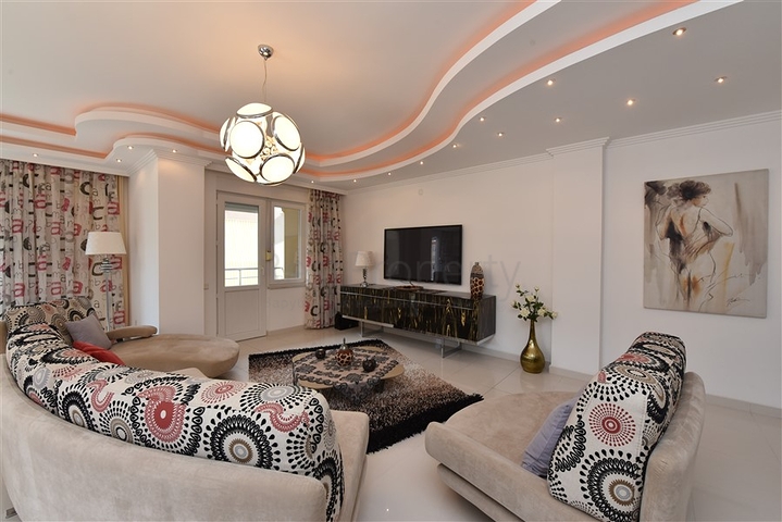 عقارات للبيع في مركز الانيا - دوبلكس فاخرة -4 غرف وصالة -في مركز الانيا 