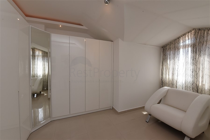 عقارات للبيع في مركز الانيا - دوبلكس فاخرة -4 غرف وصالة -في مركز الانيا 