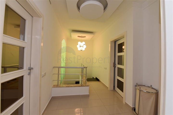 عقارات للبيع في مركز الانيا - دوبلكس فاخرة -4 غرف وصالة -في مركز الانيا 