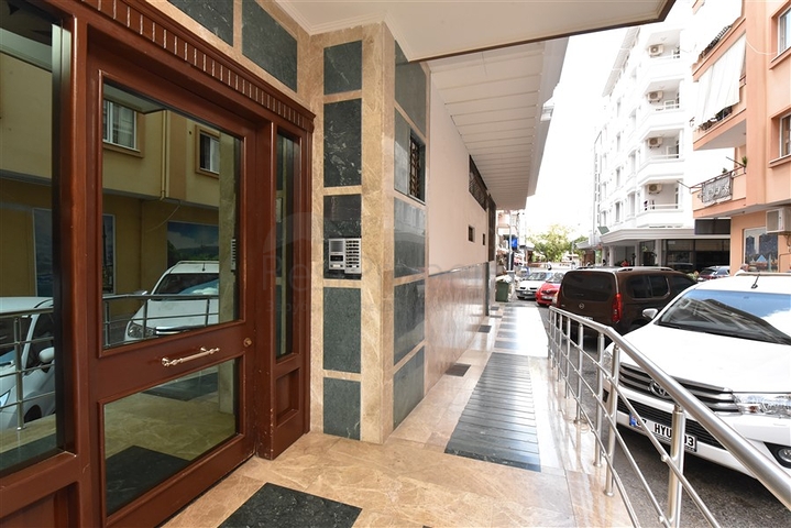 عقارات للبيع في مركز الانيا - دوبلكس فاخرة -4 غرف وصالة -في مركز الانيا 