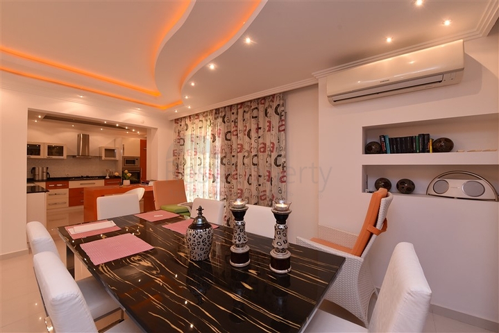 عقارات للبيع في مركز الانيا - دوبلكس فاخرة -4 غرف وصالة -في مركز الانيا 