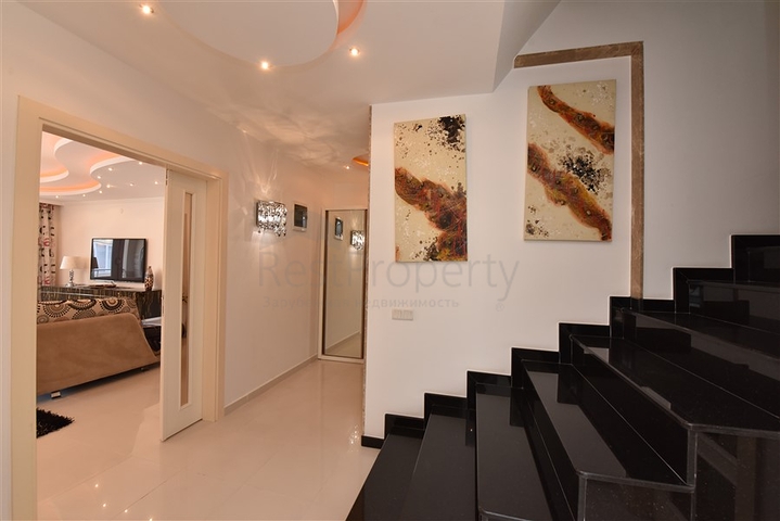 عقارات للبيع في مركز الانيا - دوبلكس فاخرة -4 غرف وصالة -في مركز الانيا 