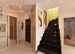 عقارات للبيع في مركز الانيا - دوبلكس فاخرة -4 غرف وصالة -في مركز الانيا 