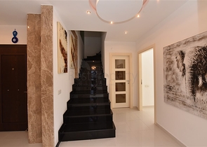 عقارات للبيع في مركز الانيا - دوبلكس فاخرة -4 غرف وصالة -في مركز الانيا 