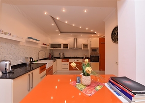 عقارات للبيع في مركز الانيا - دوبلكس فاخرة -4 غرف وصالة -في مركز الانيا 