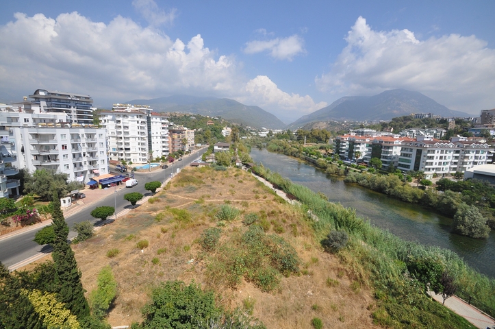 شقق اطلالة بحر في الانيا -غرفتين وصالة -مجمع عائلي - في توسمور / الانيا 