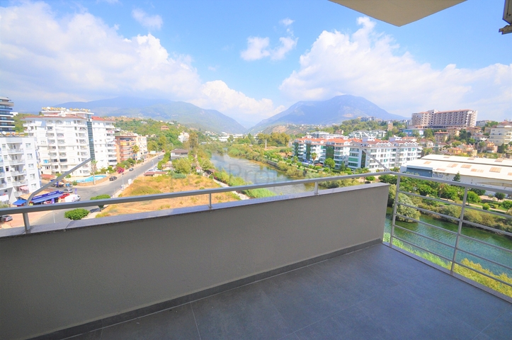 شقق اطلالة بحر في الانيا -غرفتين وصالة -مجمع عائلي - في توسمور / الانيا 