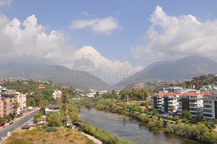 شقق اطلالة بحر في الانيا -غرفتين وصالة -مجمع عائلي - في توسمور / الانيا 