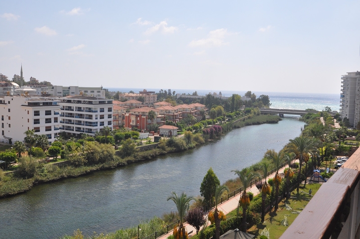 شقق اطلالة بحر في الانيا -غرفتين وصالة -مجمع عائلي - في توسمور / الانيا 