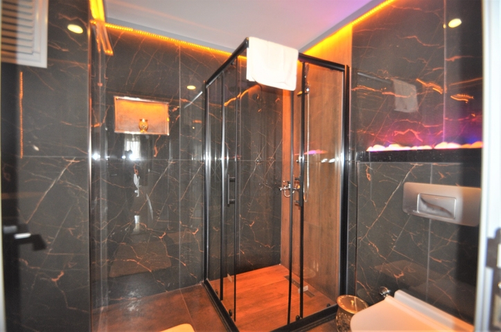 شقق اطلالة بحر في الانيا -غرفتين وصالة -مجمع عائلي - في توسمور / الانيا 