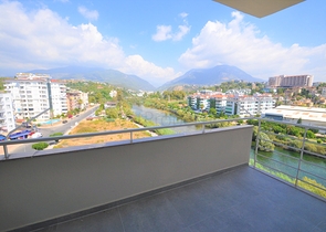 شقق اطلالة بحر في الانيا -غرفتين وصالة -مجمع عائلي - في توسمور / الانيا 