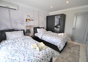 شقق اطلالة بحر في الانيا -غرفتين وصالة -مجمع عائلي - في توسمور / الانيا 