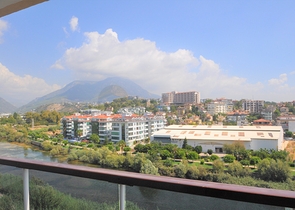 شقق اطلالة بحر في الانيا -غرفتين وصالة -مجمع عائلي - في توسمور / الانيا 