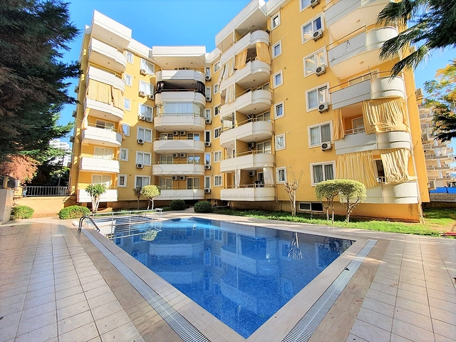 شقق بأسعار رخيصة في الانيا - غرفة وصالة مفروشة -في محمودلار / الانيا 