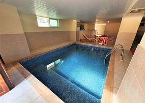 شقق بأسعار رخيصة في الانيا - غرفة وصالة مفروشة -في محمودلار / الانيا 