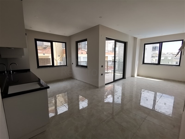 عقارات للبيع في مركز الانيا - شقة 2 غرفة وصالة -مجمع حديث -الانيا سنتر 