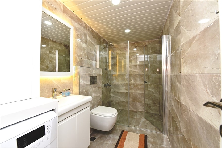 دوبلكس للبيع في محمودلار - 3 غرف وصالة -مؤثثة -ضمن مجمع حديث -الانيا 