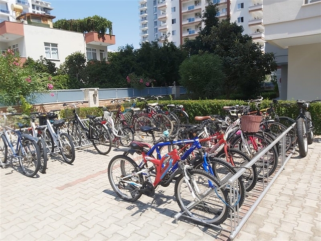 شقق للبيع في محمودلار- غرفة وصالة -مفروشة -ضمن مجمع سكني -محمودلار / الانيا 