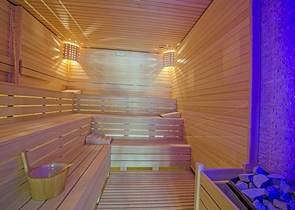 شقق للبيع في محمودلار- غرفة وصالة -مفروشة -ضمن مجمع سكني -محمودلار / الانيا 