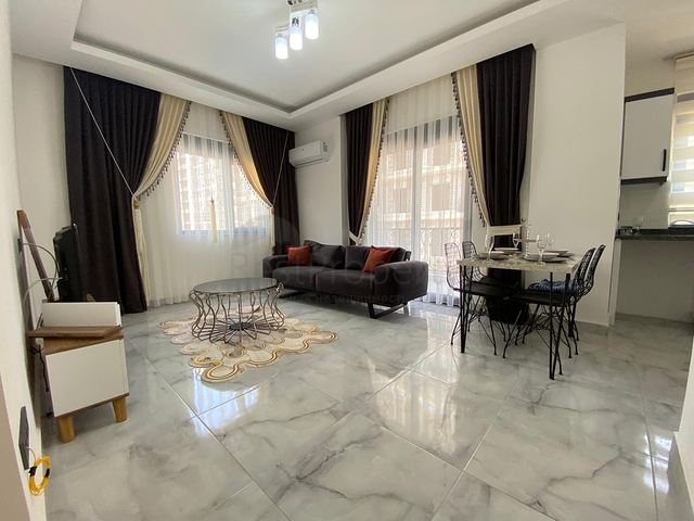 شقة جديدة في محمودلار - غرفة وصالة -موقع مركزي -في محمودلار / الانيا 