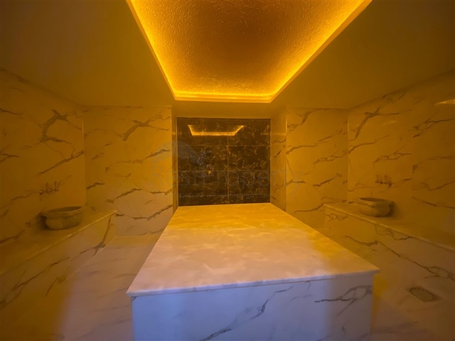 شقة جديدة في محمودلار - غرفة وصالة -موقع مركزي -في محمودلار / الانيا 