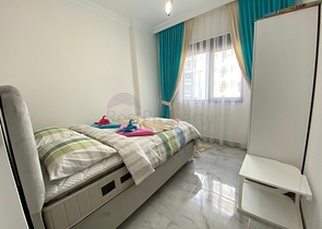 شقة جديدة في محمودلار - غرفة وصالة -موقع مركزي -في محمودلار / الانيا 