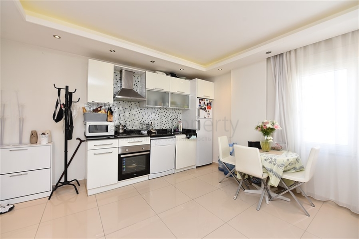 شقق للبيع في اوبا - غرفة وصالة -قريبة من البجر -اوبا /الانيا 