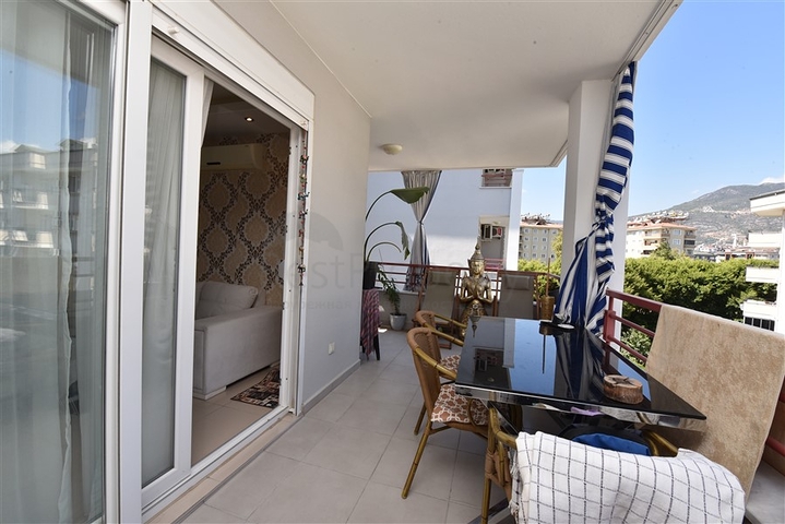 شقق للبيع في اوبا - غرفة وصالة -قريبة من البجر -اوبا /الانيا 