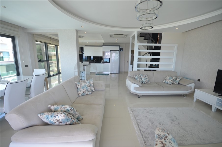 شقق فاخرة في الانيا - اطلالة بحر مباشرة -دوبلكس 3 غرف وصالة -مجمع 5 نجوم - كارجيجاك / الانيا 