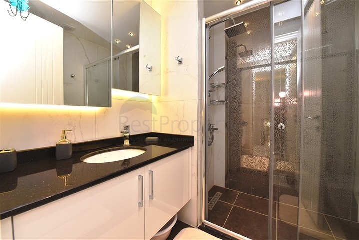 بنتهاوس 2 + 1 للإيجار في منطقة شاطئ كليوباترا