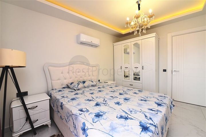 بنتهاوس 2 + 1 للإيجار في منطقة شاطئ كليوباترا