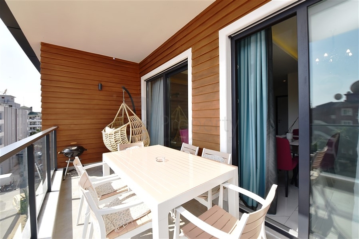 بنتهاوس 2 + 1 للإيجار في منطقة شاطئ كليوباترا