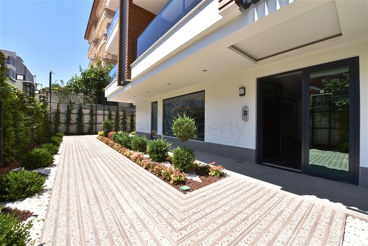 بنتهاوس 2 + 1 للإيجار في منطقة شاطئ كليوباترا