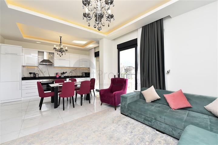 بنتهاوس 2 + 1 للإيجار في منطقة شاطئ كليوباترا