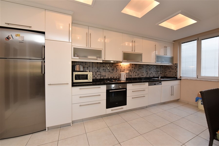 شقق للبيع في الانيا - غرفتين وصالة -مفروشة -ضمن مجمع عائلي في توسمور / الانيا 