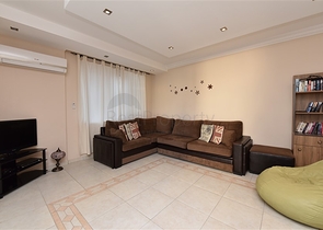 شقق للبيع في الانيا - غرفتين وصالة -مفروشة -ضمن مجمع عائلي في توسمور / الانيا 