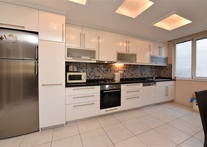 شقق للبيع في الانيا - غرفتين وصالة -مفروشة -ضمن مجمع عائلي في توسمور / الانيا 