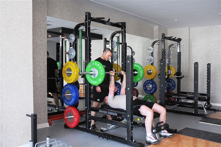 دوبلكس للبيع في غولد سيتي - اطلالة بحر - 3 غرف وصالة -كارجيجاك / الانيا 