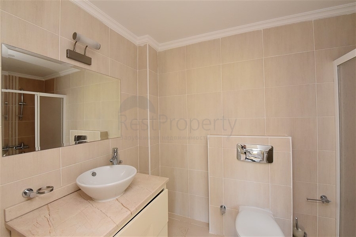 دوبلكس للبيع في غولد سيتي - اطلالة بحر - 3 غرف وصالة -كارجيجاك / الانيا 