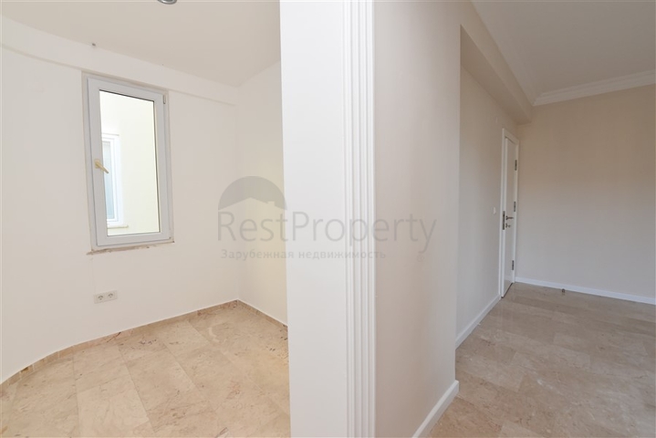 دوبلكس للبيع في غولد سيتي - اطلالة بحر - 3 غرف وصالة -كارجيجاك / الانيا 