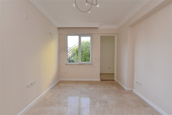 دوبلكس للبيع في غولد سيتي - اطلالة بحر - 3 غرف وصالة -كارجيجاك / الانيا 