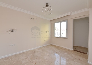 دوبلكس للبيع في غولد سيتي - اطلالة بحر - 3 غرف وصالة -كارجيجاك / الانيا 