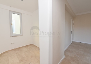 دوبلكس للبيع في غولد سيتي - اطلالة بحر - 3 غرف وصالة -كارجيجاك / الانيا 