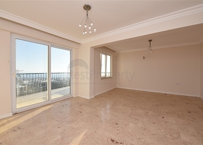 دوبلكس للبيع في غولد سيتي - اطلالة بحر - 3 غرف وصالة -كارجيجاك / الانيا 