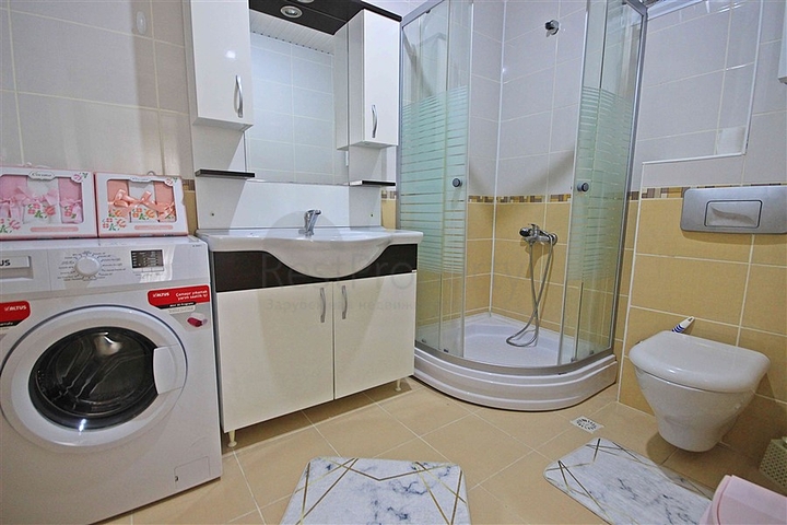 عقارات في محمودلار - شقة 2 غرفة وصالة -قريبة من البحر - في محمودلار / الانيا 