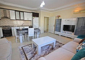 عقارات في محمودلار - شقة 2 غرفة وصالة -قريبة من البحر - في محمودلار / الانيا 